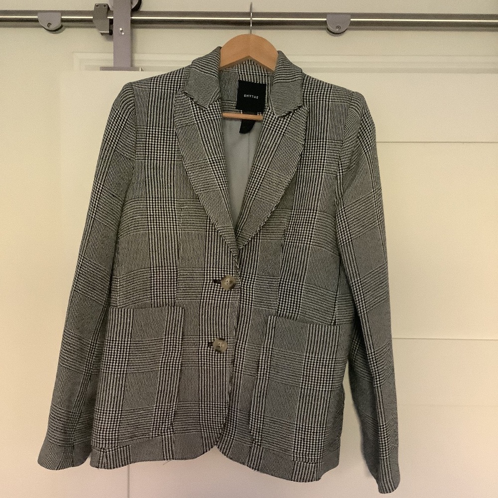 Smythe Portrait Neck Blazer, size 10, in excellent condition